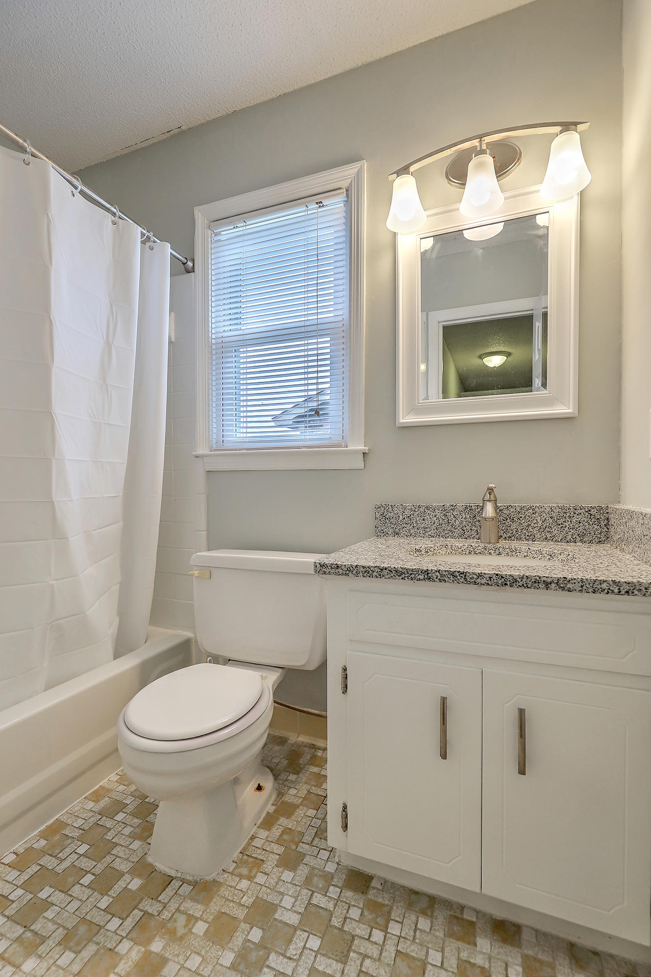 212 Longleaf Road Summerville, SC 29486 - Photo 24 of 33 IMG_0635_6_7