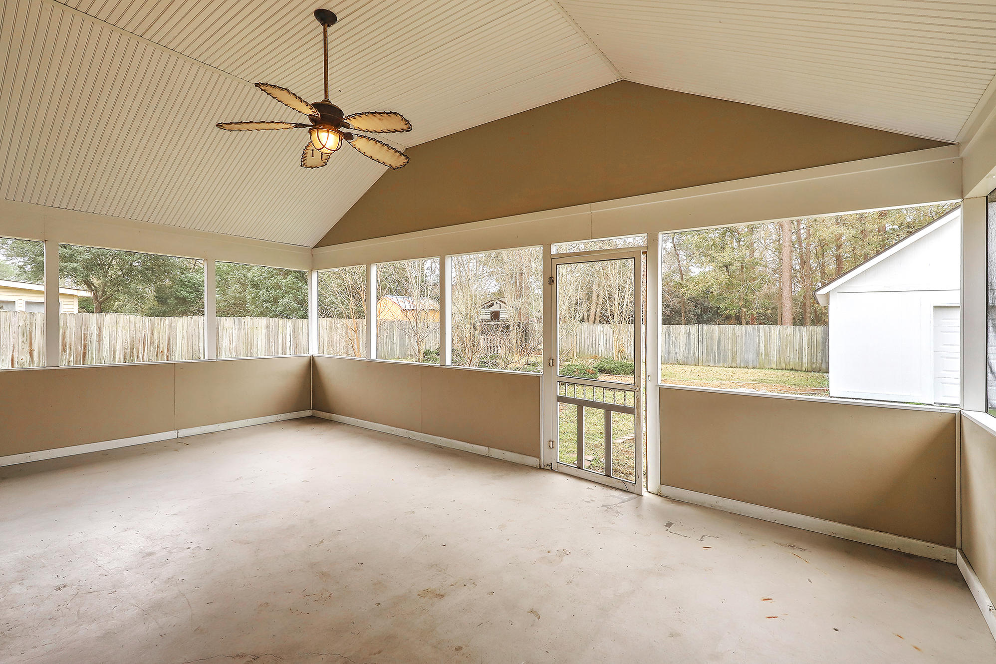212 Longleaf Road Summerville, SC 29486 - Photo 25 of 33 IMG_0638_39_40