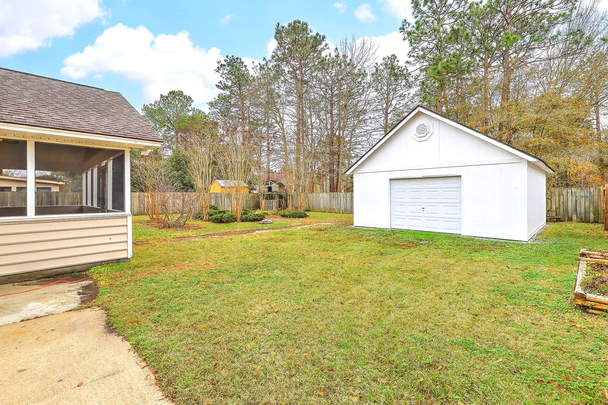 212 Longleaf Road Summerville, SC 29486 - Photo 29 of 33 IMG_0656_7_8