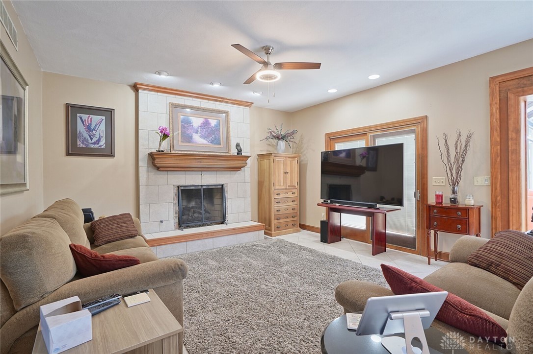 2284 Briggs Road Centerville, OH 45459 - Photo 52 of 93