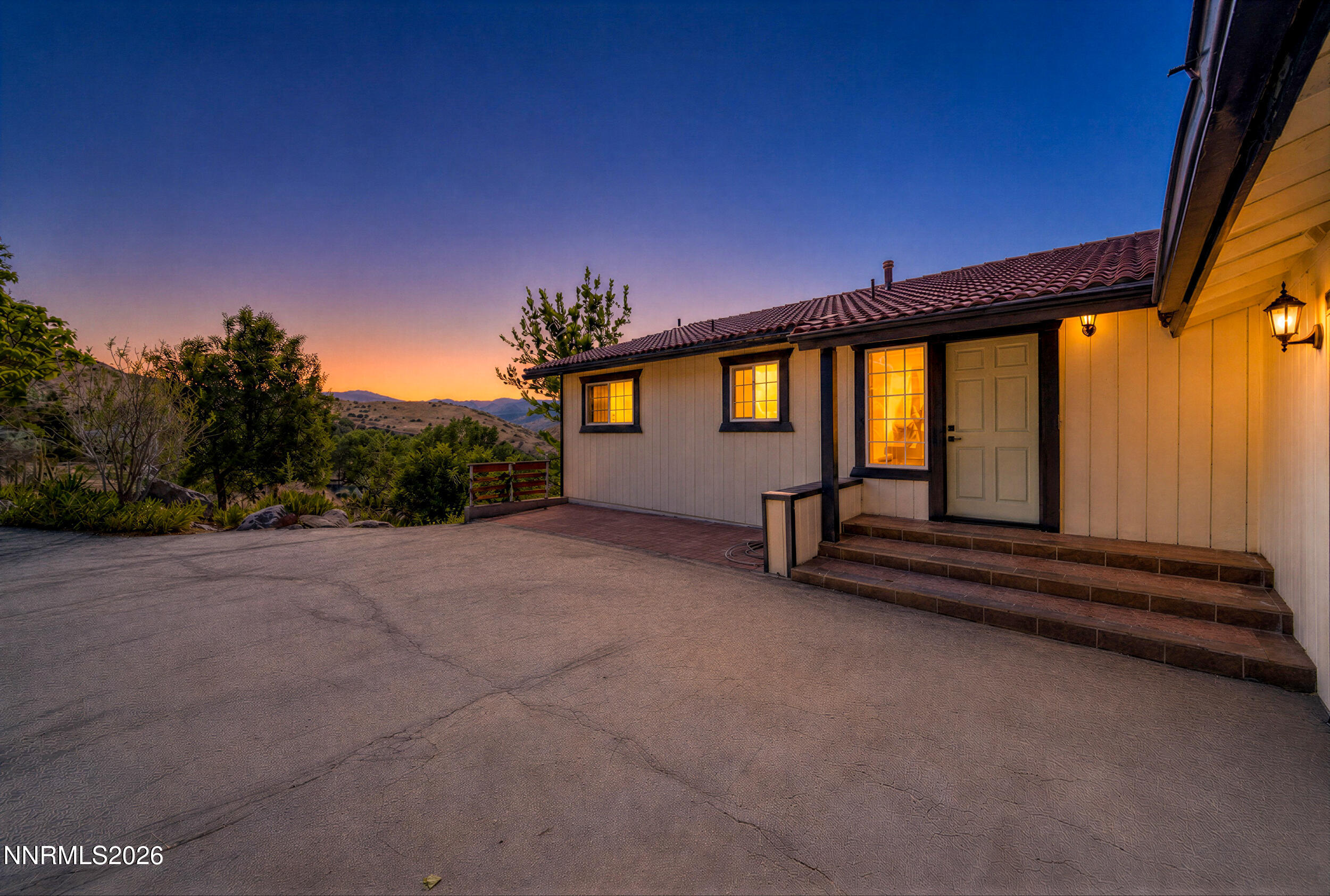 20460 Cooke Drive Reno, NV 89521 - Photo 2 of 46 2) 73271-6a3dd6bec74fd