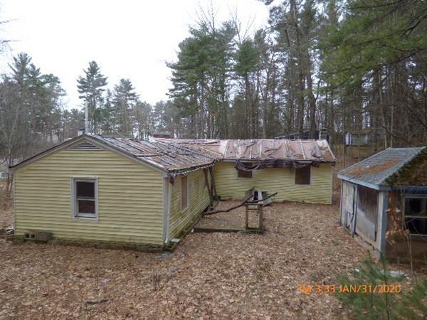 10 Davis Road Holland, MA 01521 - Photo 3 of 19