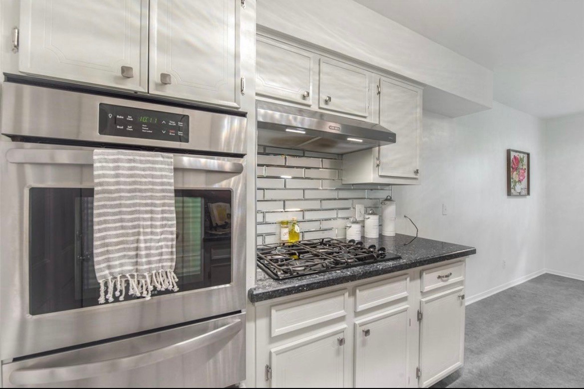 1102 East Rutgers Lane Deer Park, TX 77536 - Photo 8 of 22