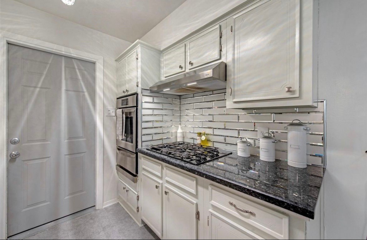 1102 East Rutgers Lane Deer Park, TX 77536 - Photo 10 of 22