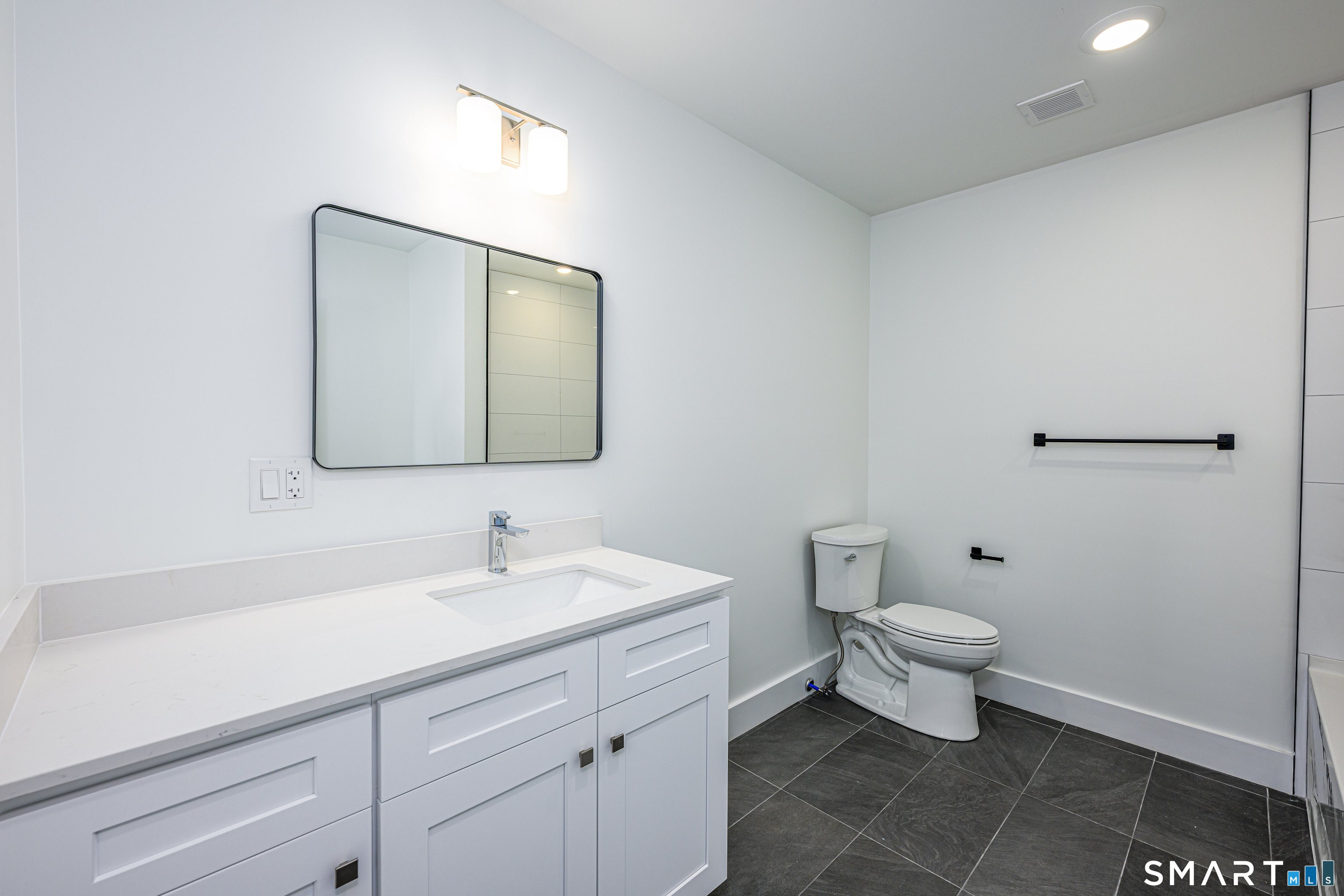 414 Mather Street, Unit 2A Hamden, CT 06514 - Photo 11 of 15