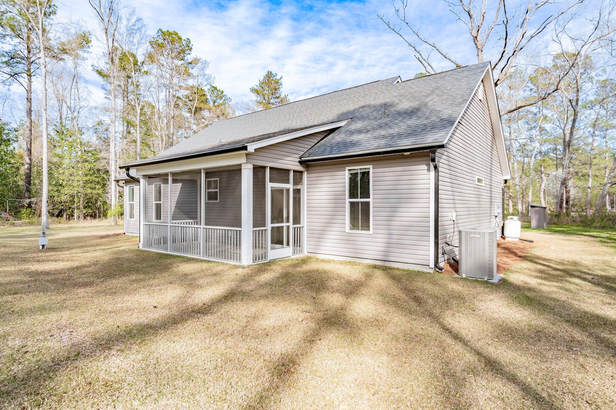 3045 Old Gilliard Road Holly Hill, SC 29059 - Photo 28 of 43 27-openconceptstudio-27