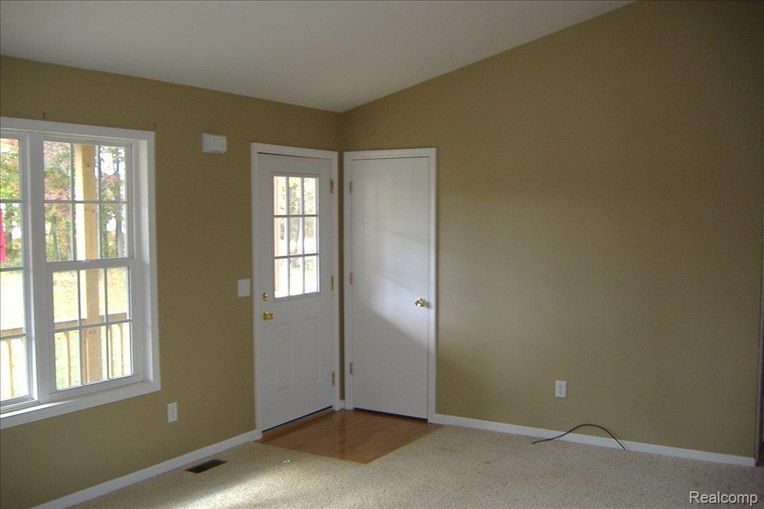 5138 Old State Road North Branch, MI 48461 - Photo 3 of 10 DSCF7335