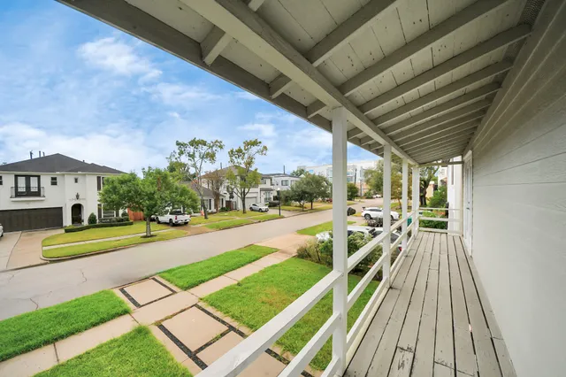 $1,800 | 2332 Sheridan Street, Unit B, Houston, TX 77030