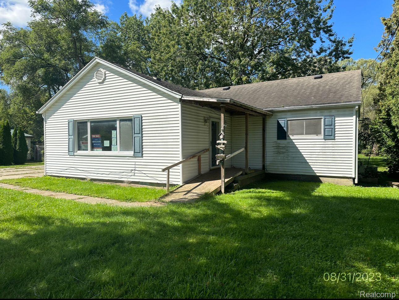 3468 Mack Road Saginaw, MI 48601 - Photo 2 of 14 Gallery Image 2