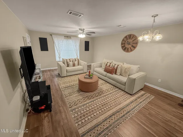 $349,500 | 6004 Gibson Road, McComb, MS 39648