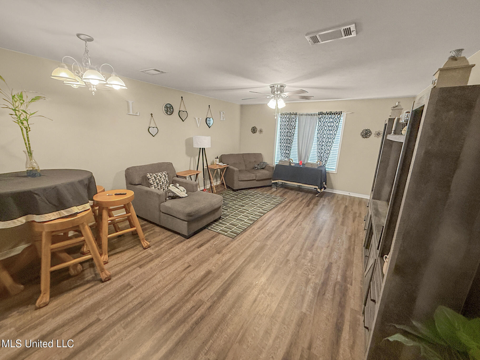 6004 Gibson Road McComb, MS 39648 - Photo 22 of 30 IMG_2876