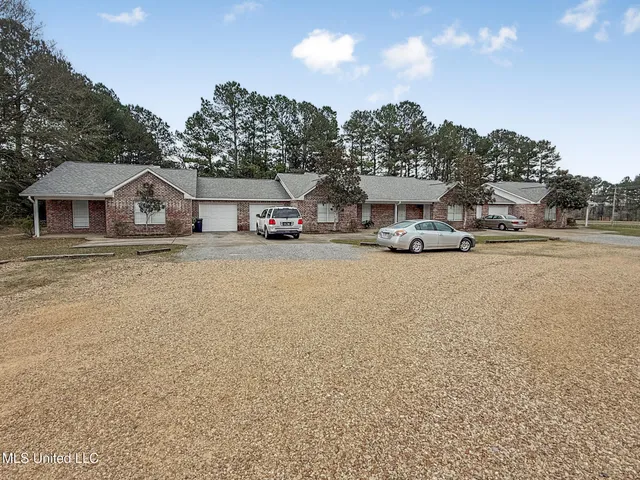 $349,500 | 6004 Gibson Road, McComb, MS 39648
