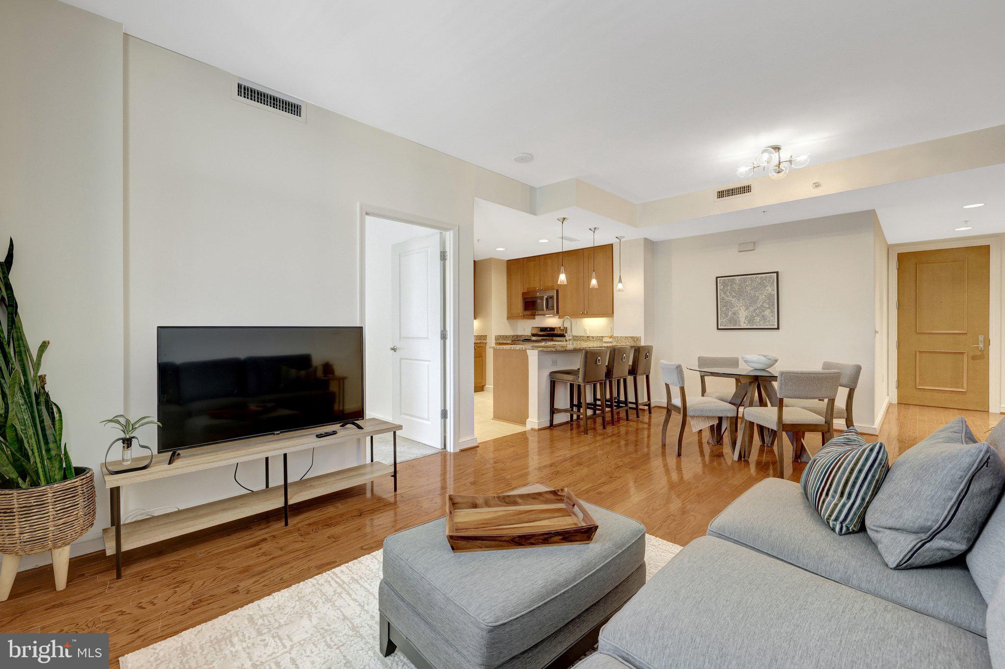 11990 Market Street, Unit 818 Reston, VA 20190 - Photo 11 of 55 Wood Flooring