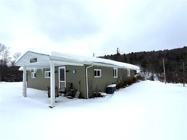 $399,900 | 12483 Sawmill Run Road, South Valley, NY 14738