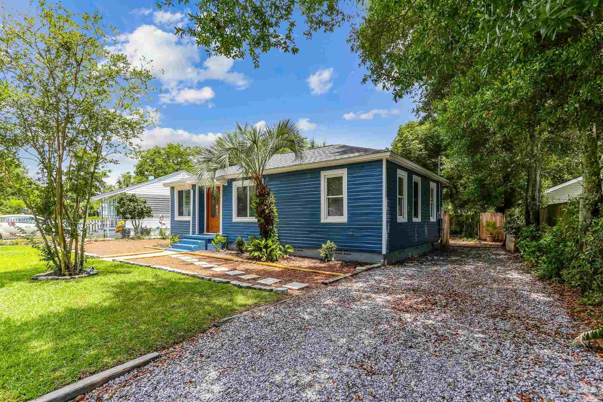 106 Payne Road Pensacola, FL 32507 - Photo 2 of 27