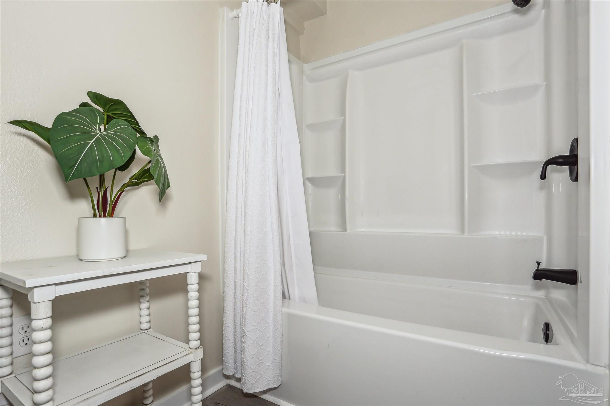 106 Payne Road Pensacola, FL 32507 - Photo 21 of 27