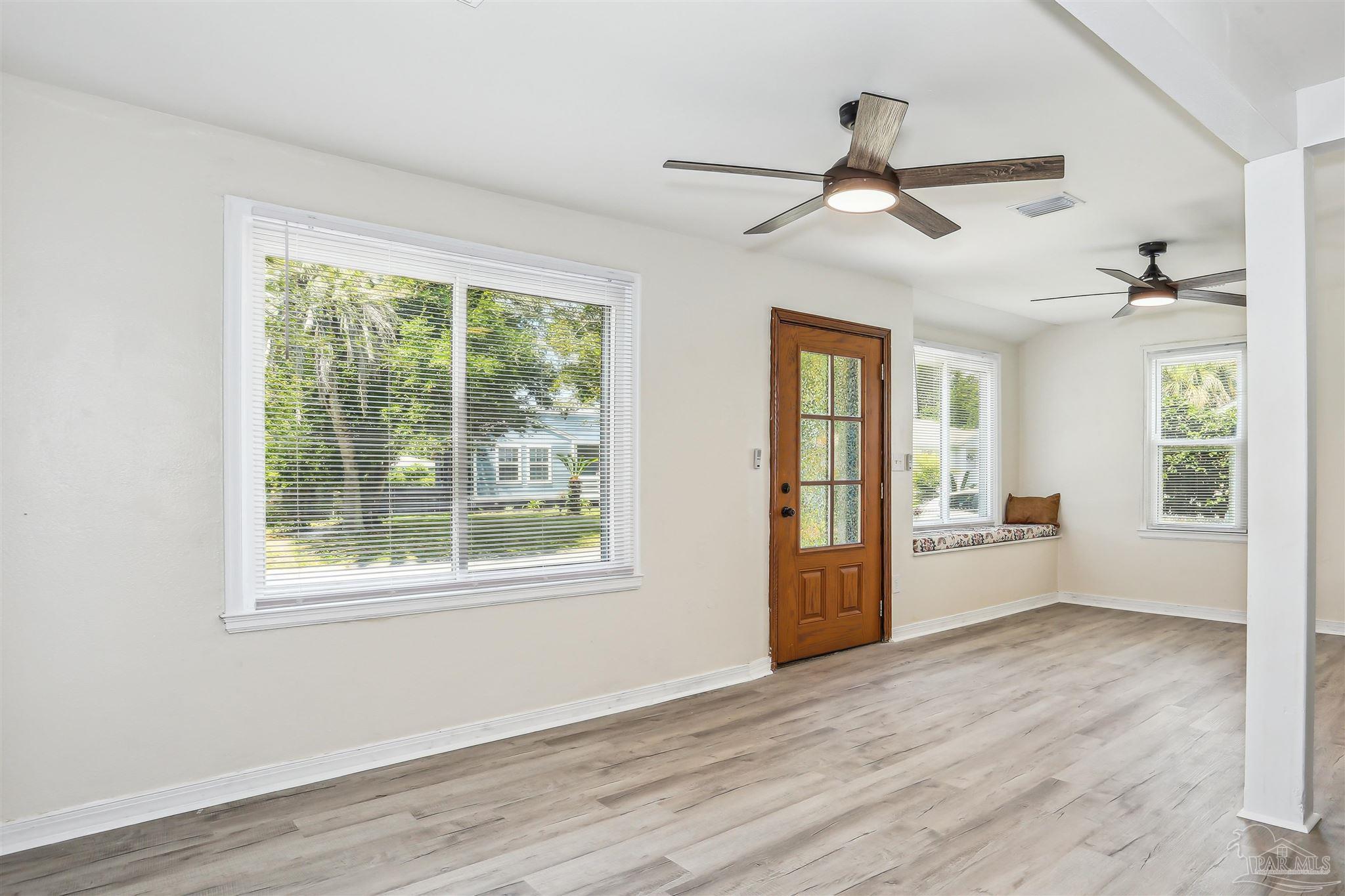 106 Payne Road Pensacola, FL 32507 - Photo 7 of 27