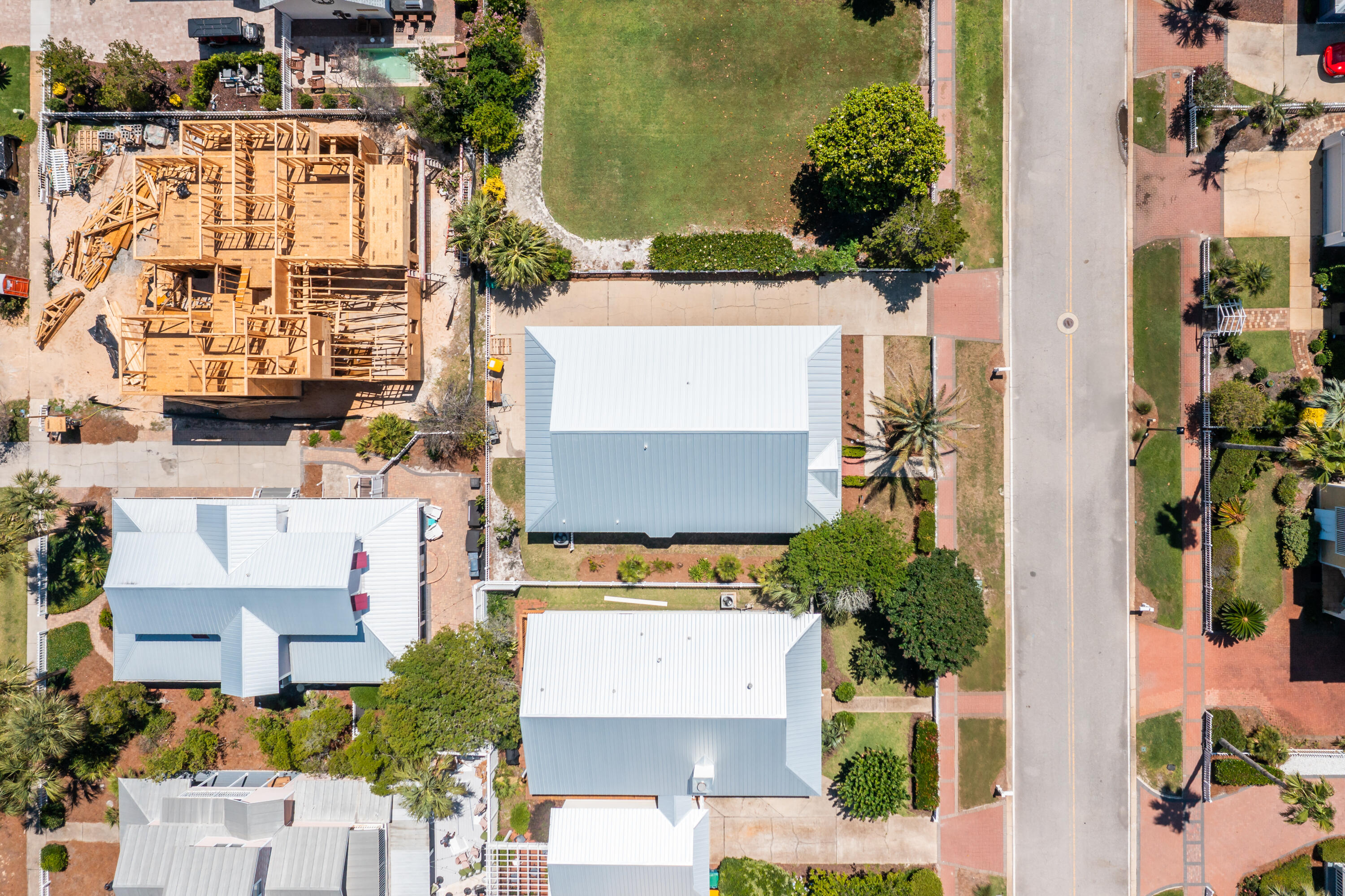 4450 Ocean View Drive Destin, FL 32541 - Photo 33 of 34 an aerial view of multiple house