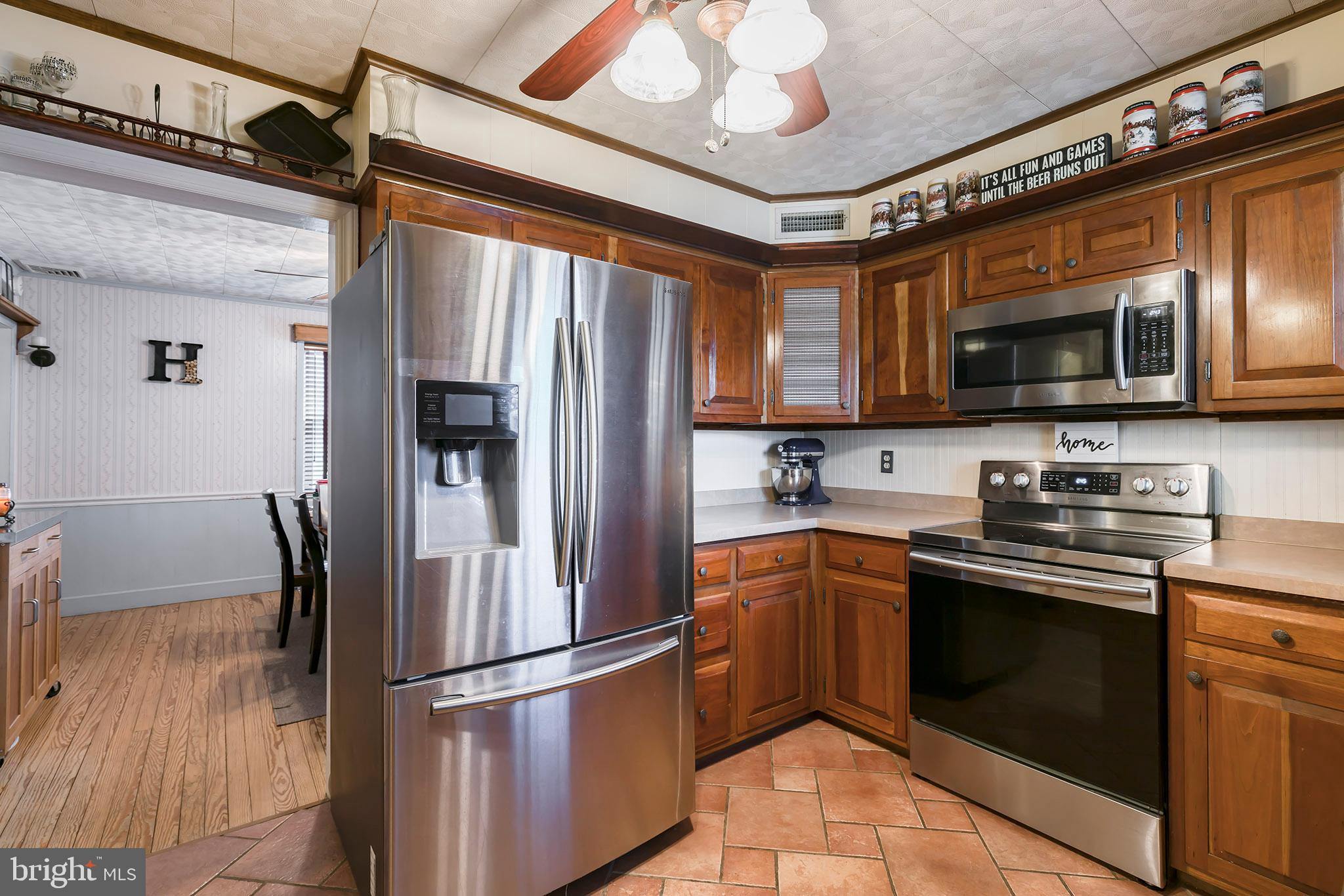 300 Hanover Road York, PA 17408 - Photo 11 of 39