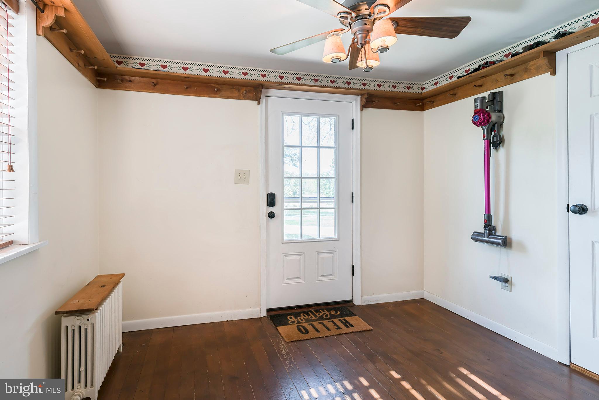 300 Hanover Road York, PA 17408 - Photo 16 of 39