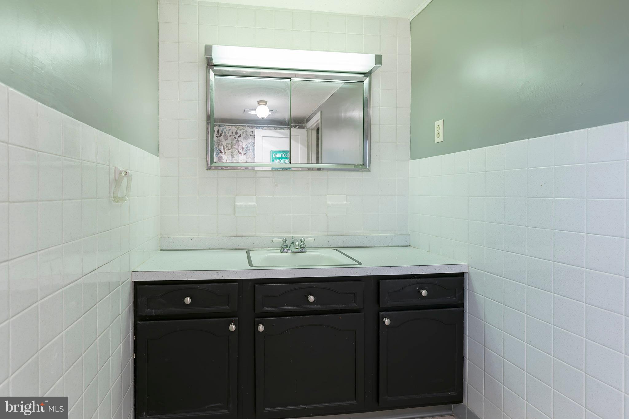 300 Hanover Road York, PA 17408 - Photo 30 of 39