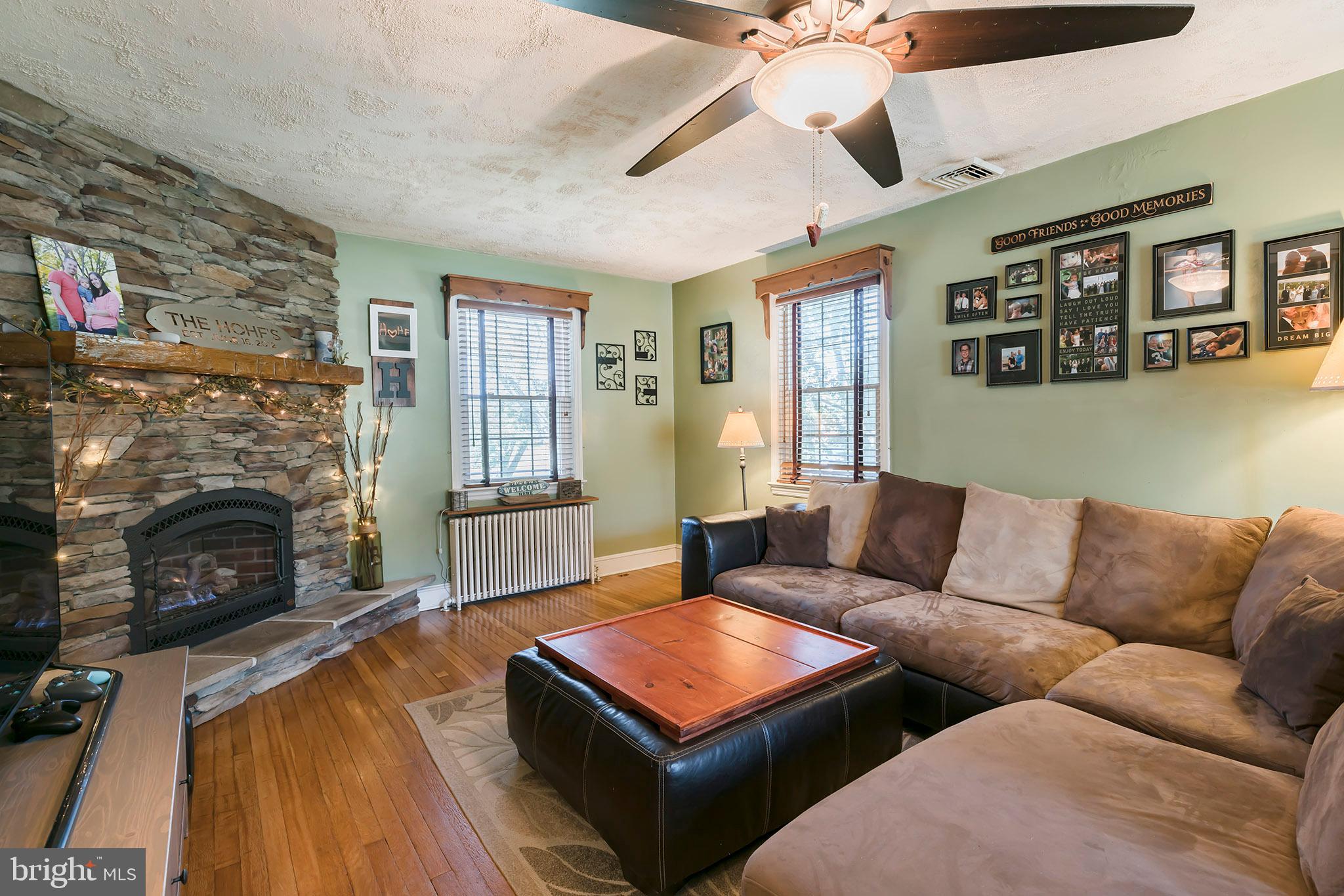 300 Hanover Road York, PA 17408 - Photo 5 of 39