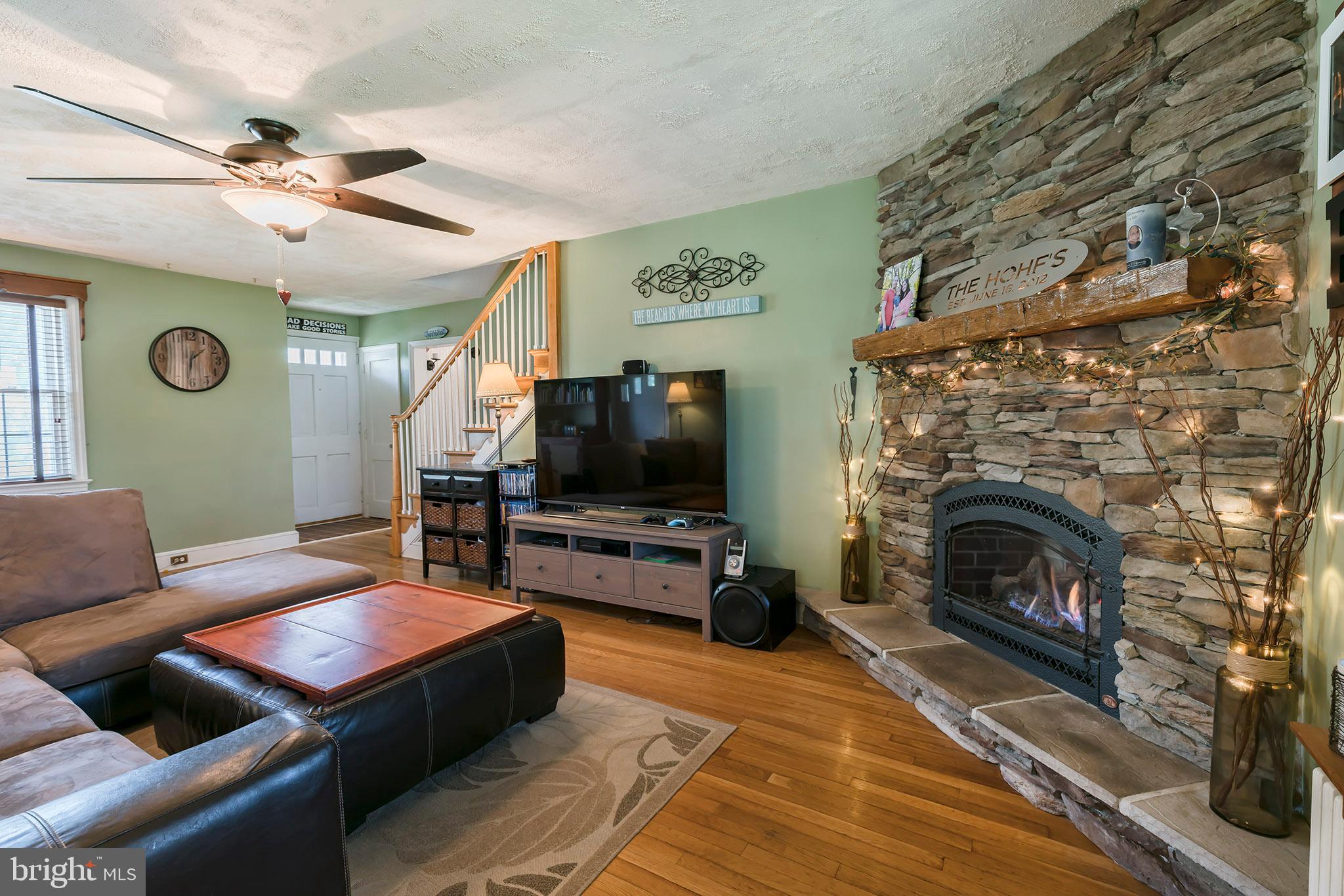 300 Hanover Road York, PA 17408 - Photo 7 of 39