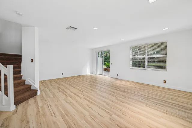 $609,500 | 16088 Poppy Seed Circle, Unit 304, Delray Beach, FL 33484