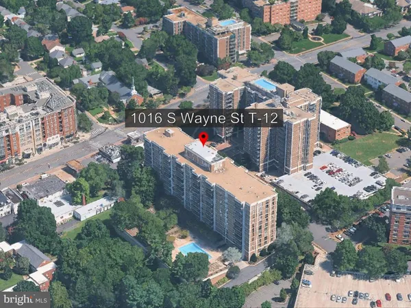 $585,000 | 1016 South Wayne Street, Unit T12, Arlington, VA 22204