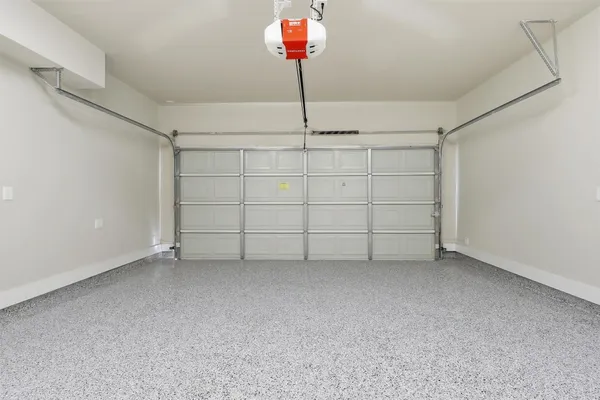 $1,999 | 9 Wellford Street, Unit F, Houston, TX 77022