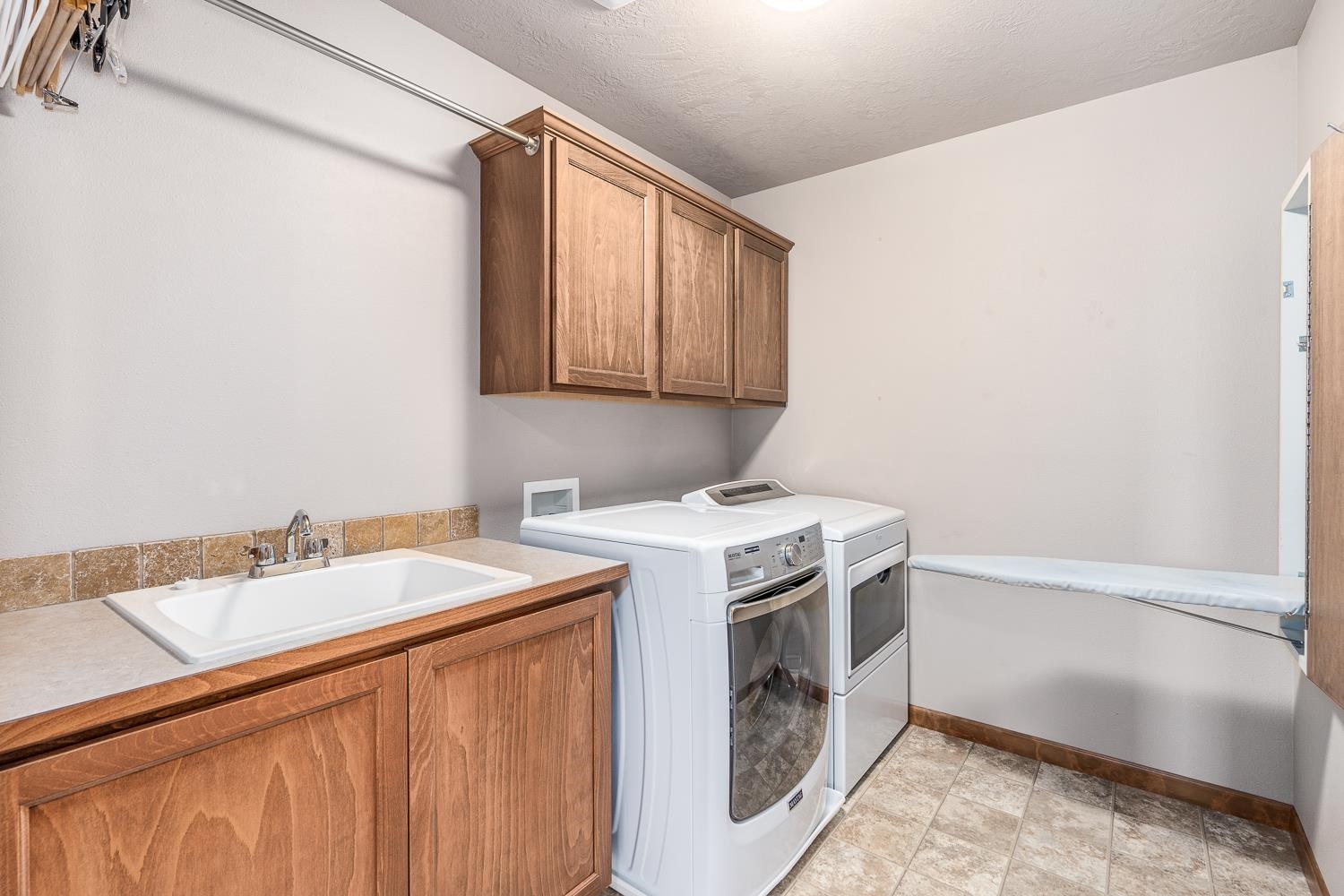 17724 East Daystar Road Spokane Valley, WA 99016 - Photo 23 of 43 Gallery Image 23