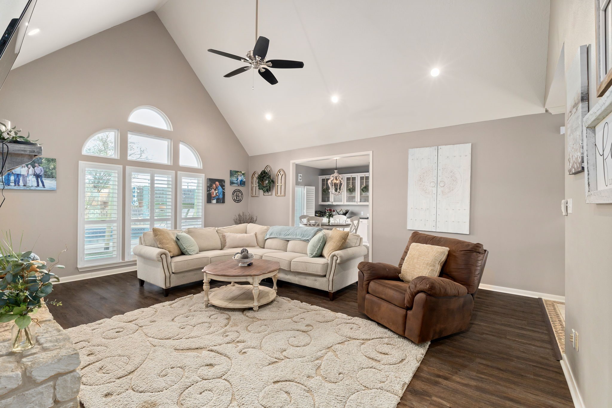 2709 Chase Street Brenham, TX 77833 - Photo 21 of 43 a living room with furniture and a window