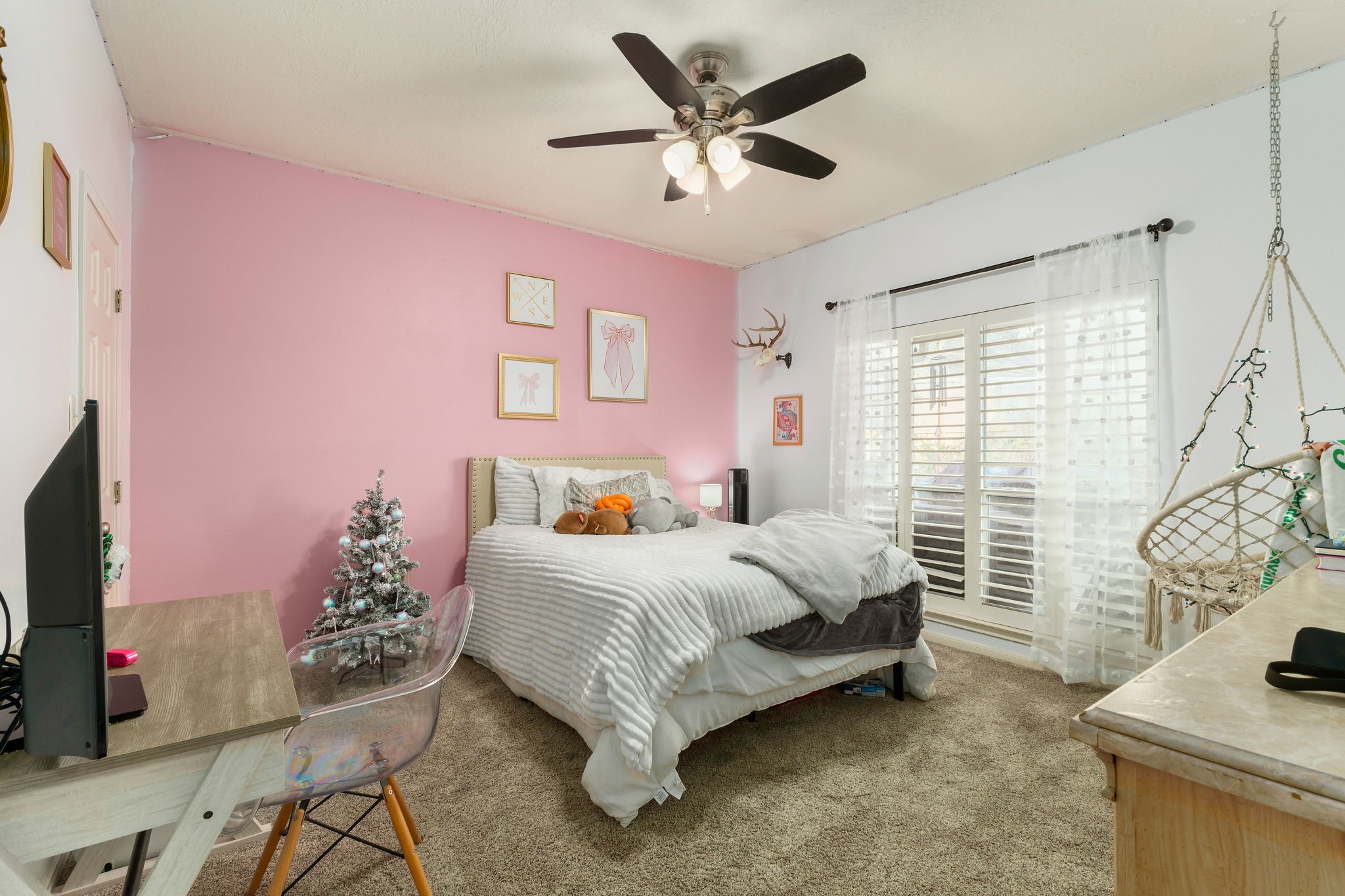 2709 Chase Street Brenham, TX 77833 - Photo 27 of 43 a bedroom with a bed and a window