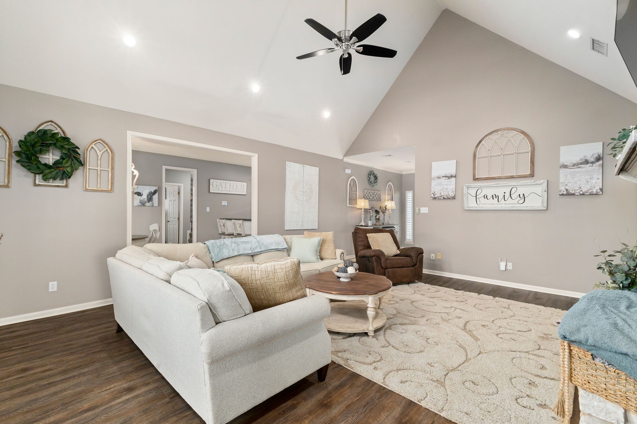 2709 Chase Street Brenham, TX 77833 - Photo 8 of 43 a living room with furniture