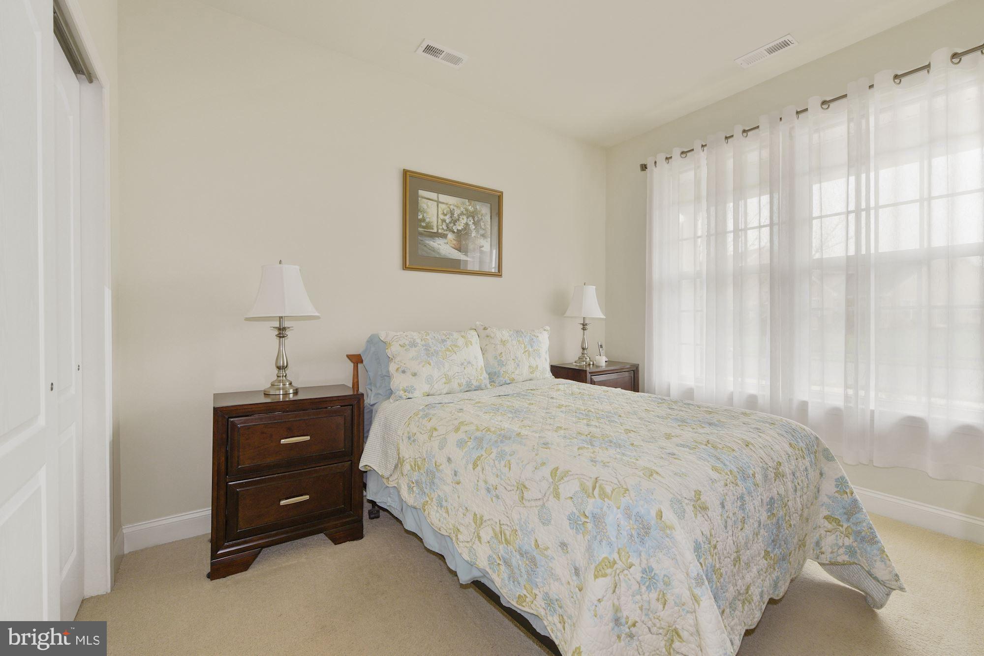 16 Montclaire Road Medford, NJ 08055 - Photo 5 of 27 Gallery Image 5