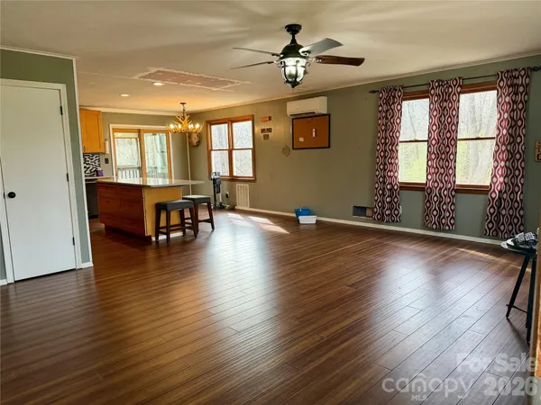 $385,000 | 288 Willow Lane, Brevard, NC 28712