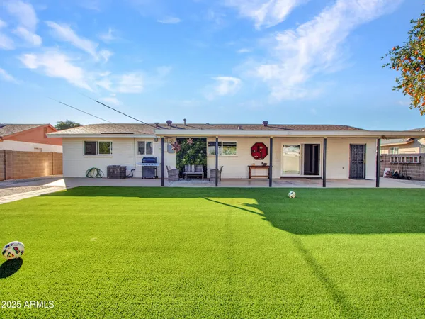 $647,000 | 3010 East Yucca Street, Phoenix, AZ 85028