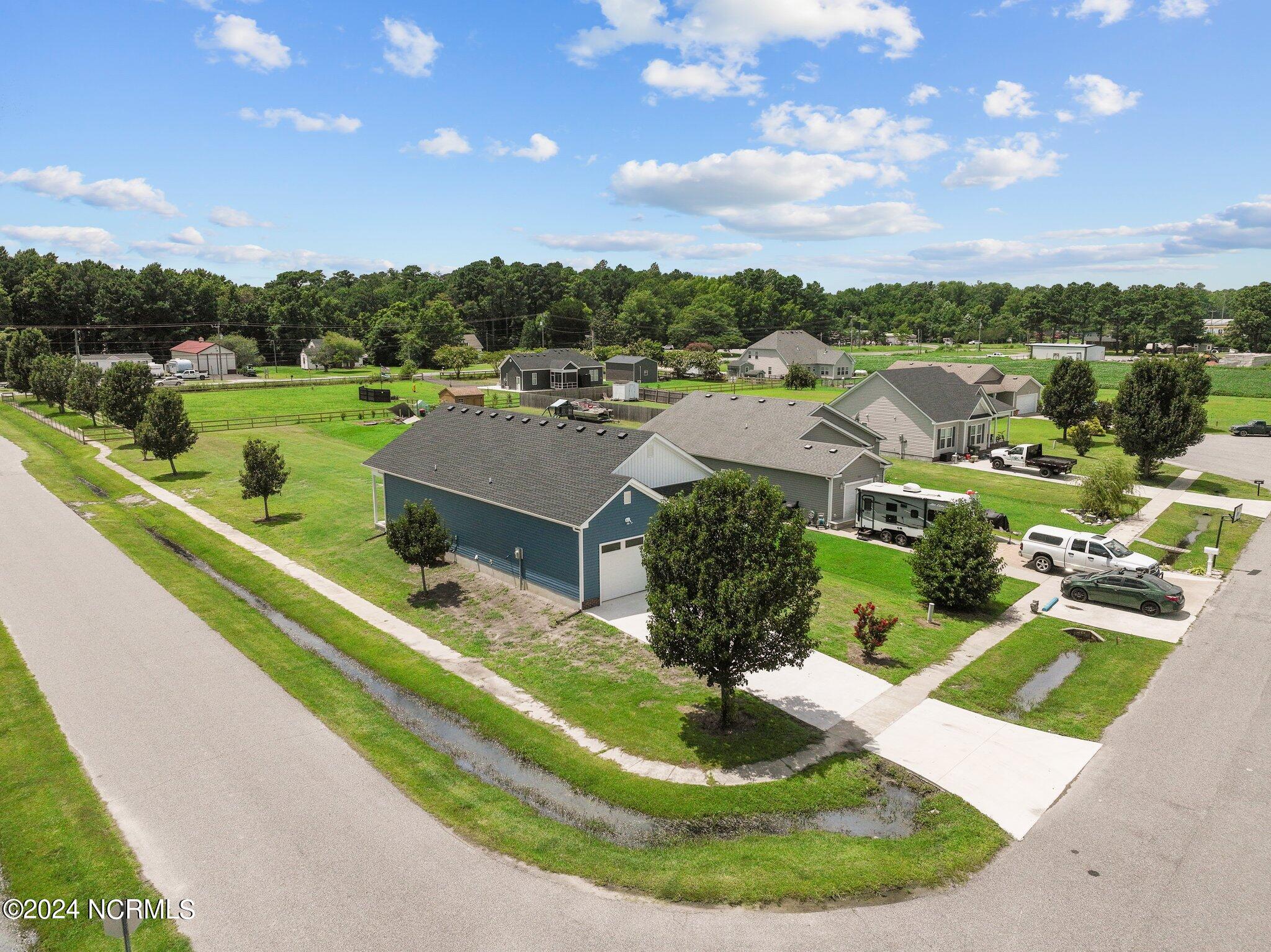 106 Meadow Ridge Lane Coinjock, NC 27923 - Photo 37 of 40 3-web-or-mls-dji_fly_20240723_135148_747