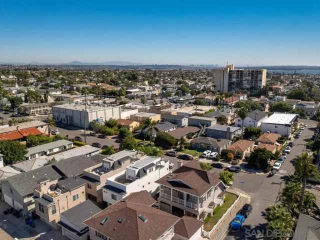 $3,195,000 | 938 Opal Street, San Diego, CA 92109