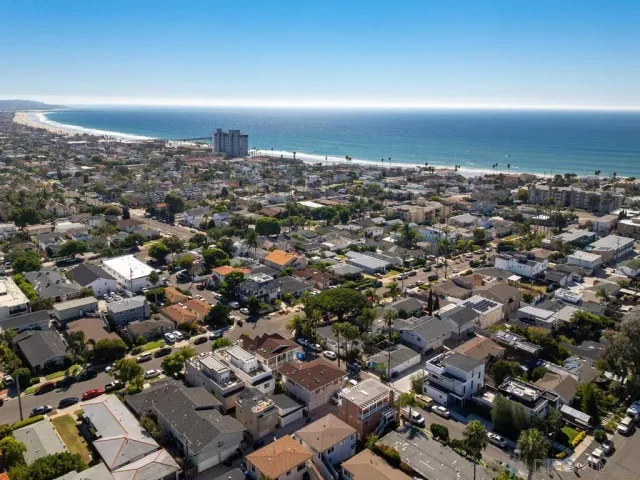 $3,195,000 | 938 Opal Street, San Diego, CA 92109