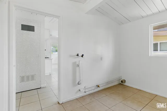 $335,000 | Undisclosed Address, Bakersfield, CA 93305