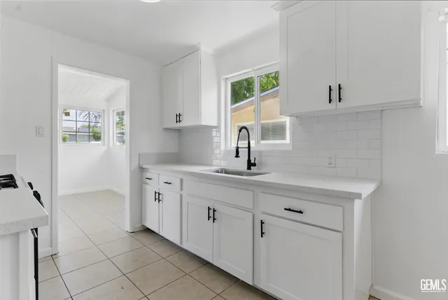 $335,000 | Undisclosed Address, Bakersfield, CA 93305