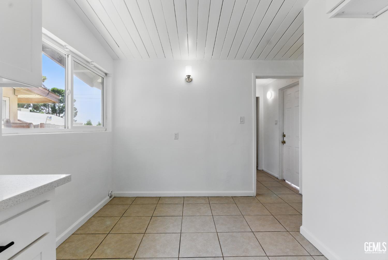 Undisclosed Address Bakersfield, CA 93305 - Photo 5 of 25 Gallery Image 5