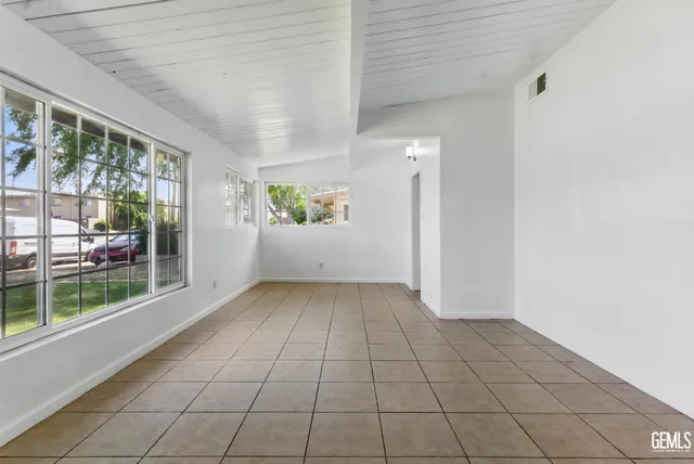 $335,000 | Undisclosed Address, Bakersfield, CA 93305