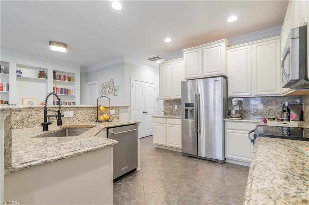748 Carneros Circle High Point, NC 27265 - Photo 3 of 30