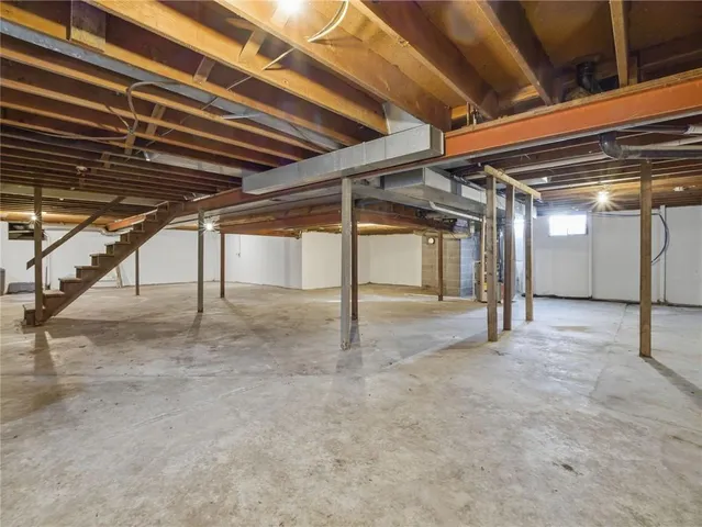 $349,999 | 739 Southwest 700th Road, Holden, MO 64040