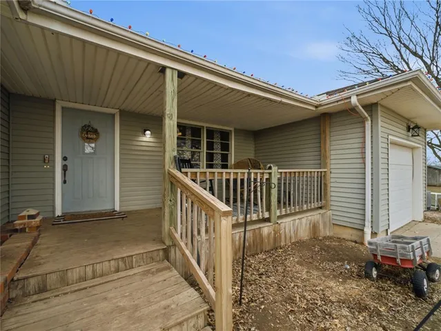 $349,999 | 739 Southwest 700th Road, Holden, MO 64040