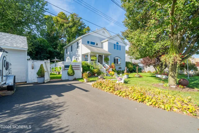 $850,000 | 103 Shore Drive, Highlands, NJ 07732