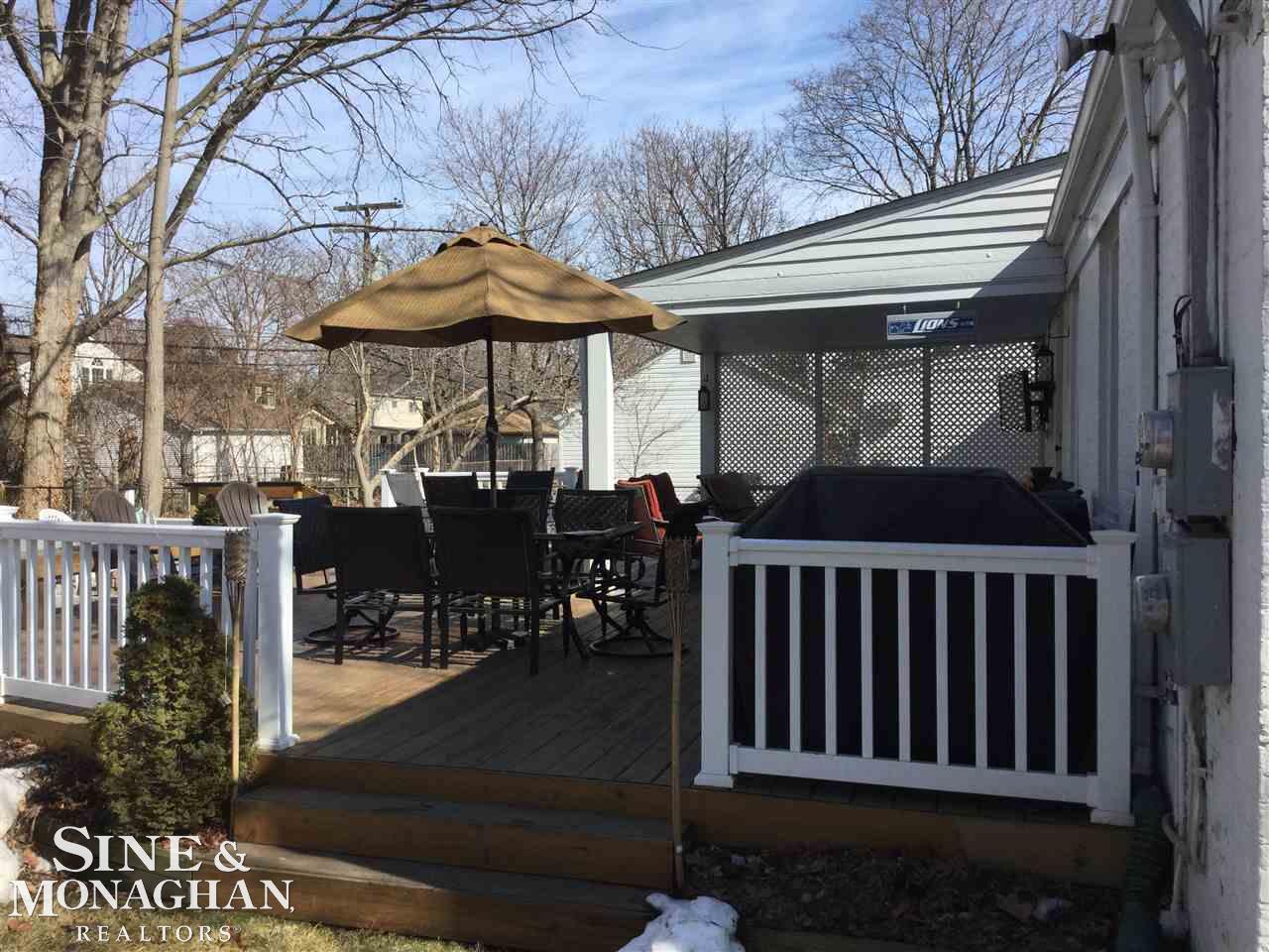 1082 Hampton Road Grosse Pointe Woods, MI 48236 - Photo 43 of 50