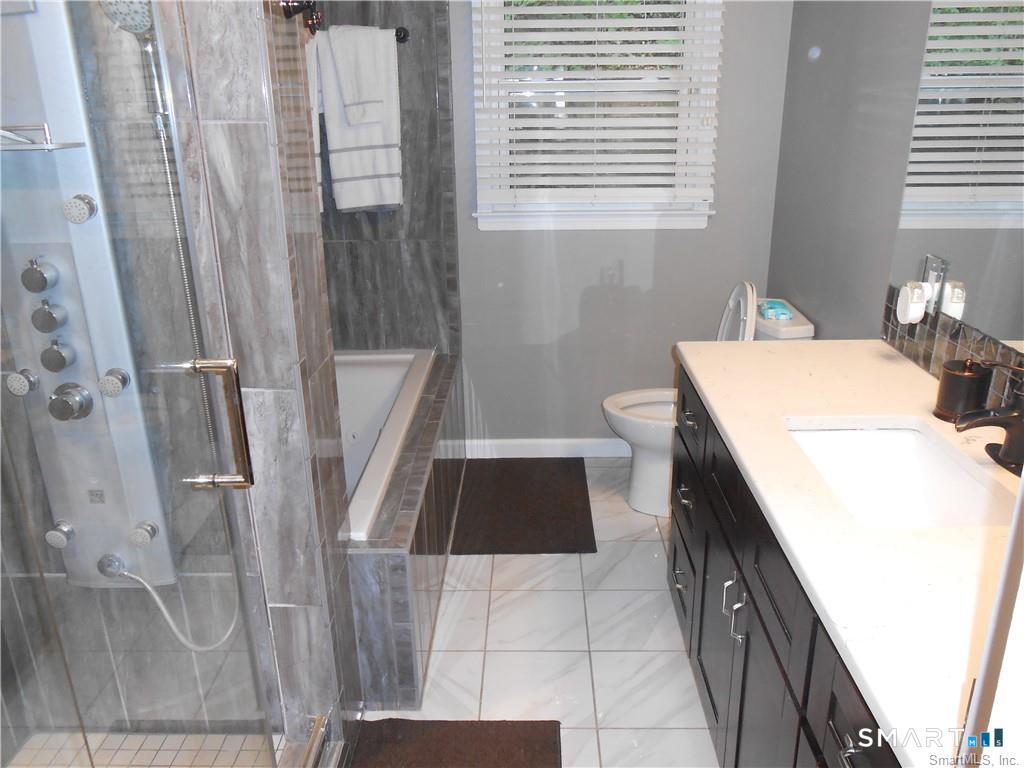 63 East Rocks Road Norwalk, CT 06851 - Photo 12 of 21 Gallery Image 12